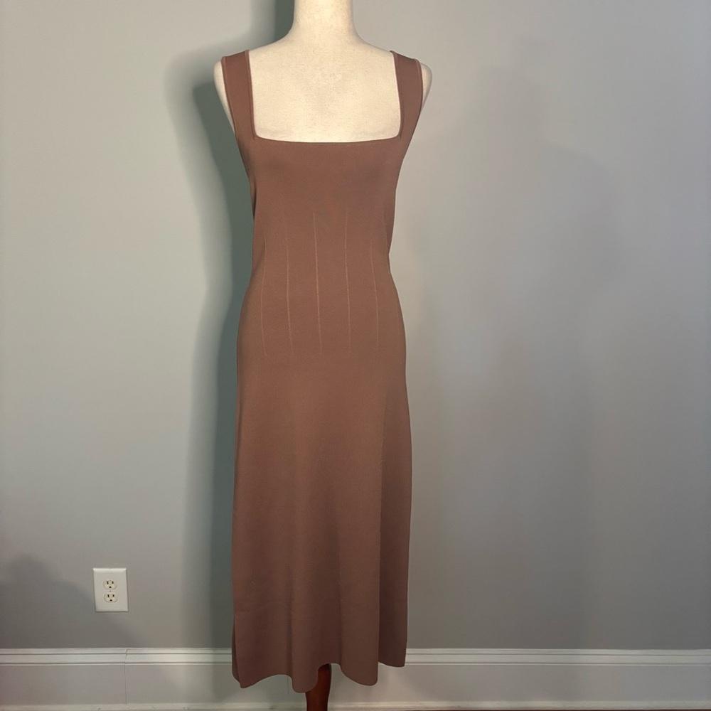 Size M - NT White & Warren Paperfine knit mid length dress in mocha